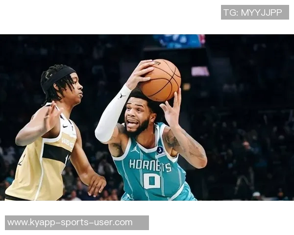 迪亚巴特表现出色抢下18个篮板黄蜂主帅称其为进攻体系关键一环