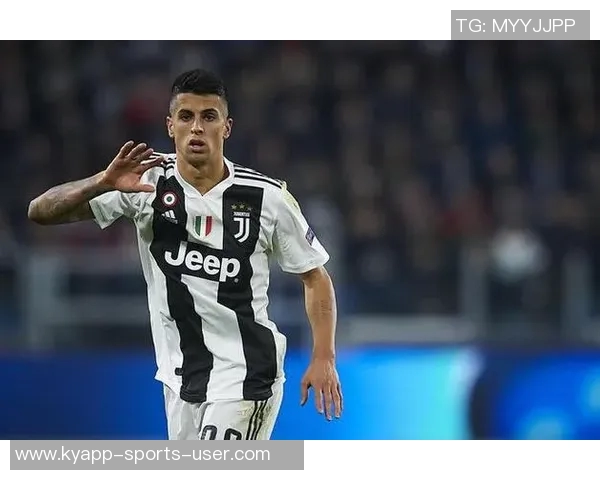 坎塞洛见面会因转会文件未完成延迟大批记者在外苦等无法入场 坎塞洛见面会因转会文件未完成延迟大批记者在外苦等无法入场