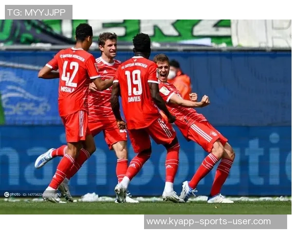 拜仁后卫斯塔尼西奇走进慕尼黑儿童医院送温暖与祝福给小朋友们